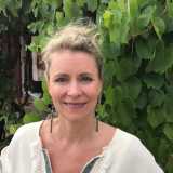 S. Augustin, Sage-femme échographiste à Paris 19
