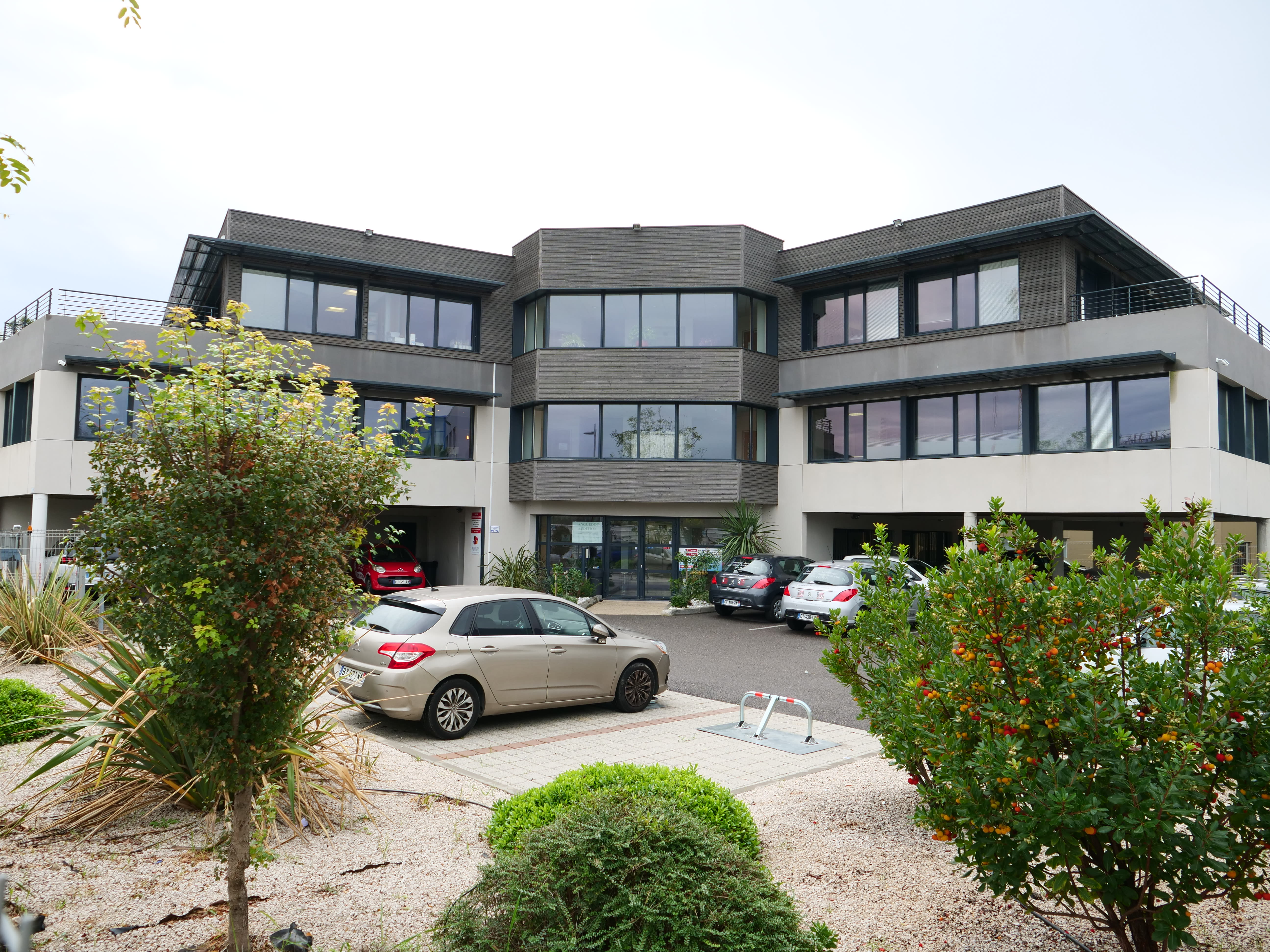 Dr Kevin Chane Ki Chirurgien Dentiste A Montpellier