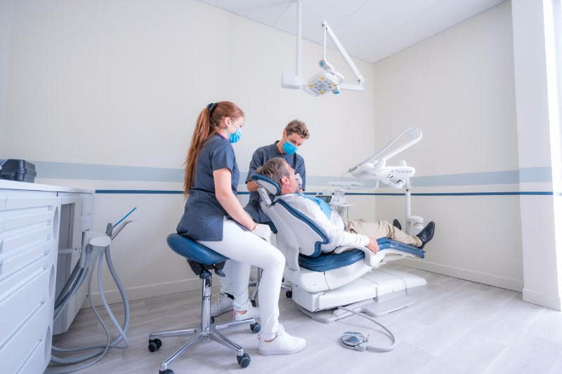 Centre Medical Et Dentaire Pantin Implant Dentaire Invisalign