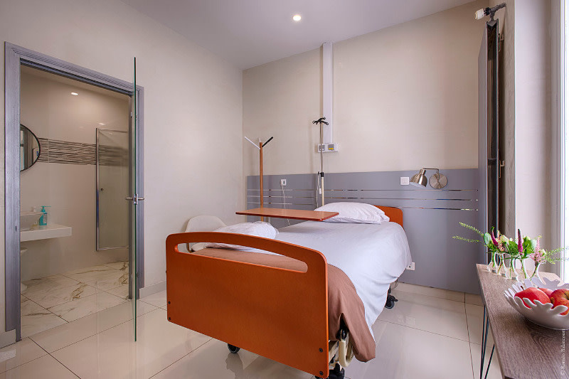 Clinique Des Champs Elysées Nice - Médecine Et Chirurgie Esthétique