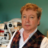 Dr EARITH, Ophtalmologue à LE VESINET