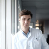 Dr MOULLOT, Chirurgien plasticien et esthétique à Angoulême