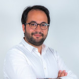 Dr BALLOUT, Gynécologue obstétricien à Neuilly-sur-Seine