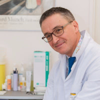 Dr LAHBABI, Chirurgien plasticien et esthétique à L'Isle-Adam