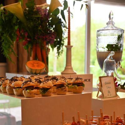 planner_gallery.gallery_photo
