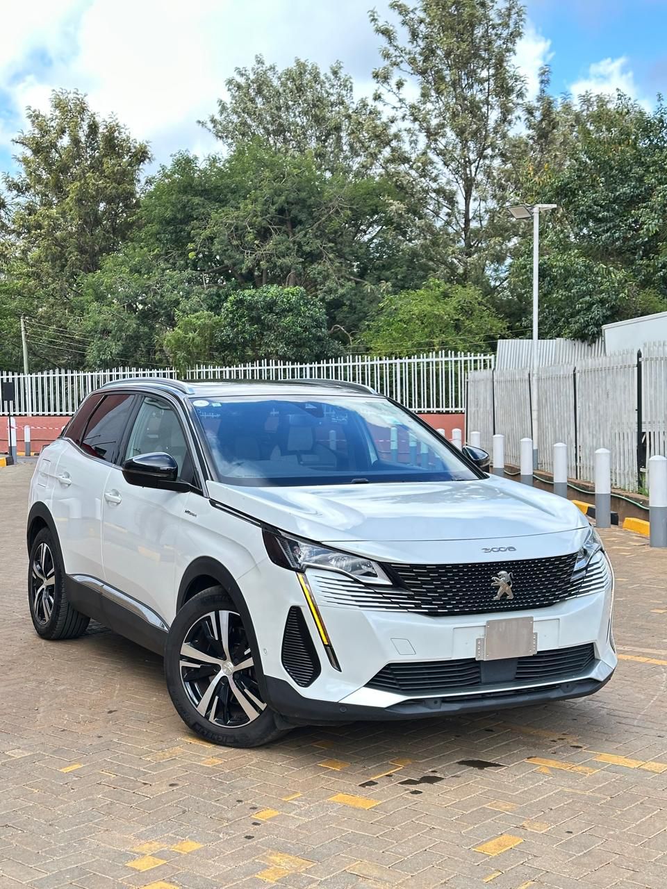 2021 Peugeot 3008 GT line thumbnail 2