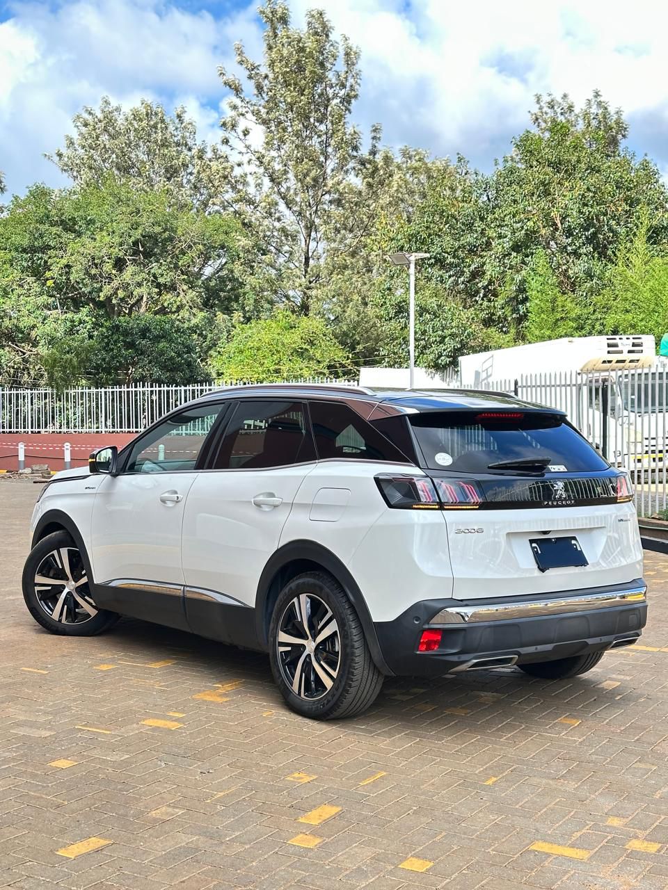 2021 Peugeot 3008 GT line thumbnail 5