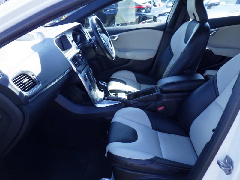 2018 Volvo V40 D4 Diesel thumbnail 5