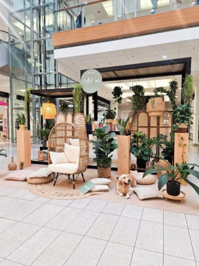 PURE NATURE realisiert als Lounge mit Pflanzen
