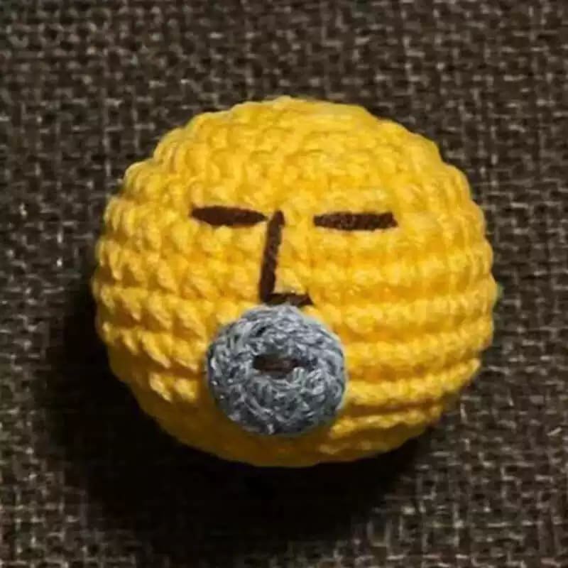 玩偶挂件emoji钥匙扣表情包搞怪适合