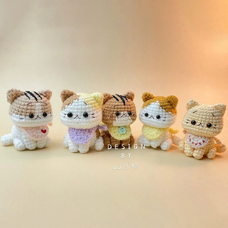Desktop Cat Decoration