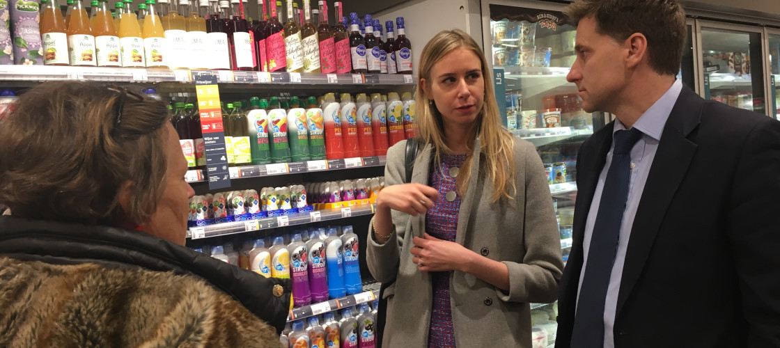Steve Brine in Dutch supermarket Steve Brine in Dutch supermarket