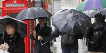 Blaming the rain for weak consumer spending 'will not wash'