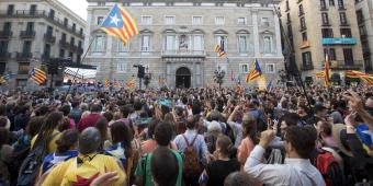 Spanish PM dissolves Catalonian government