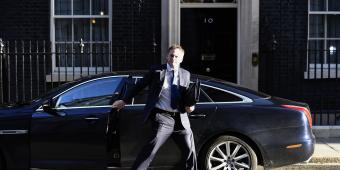 Former Tory chair Grant Shapps coordinating plot to oust Theresa May
