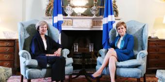 Nicola Sturgeon: Scotland must stay in EU single market if Northern Ireland does