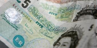 Ministers vow crackdown on late payments in bid to help small businesses