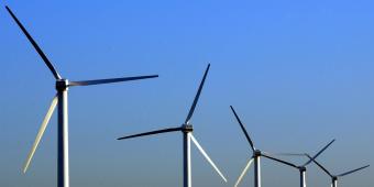 Ministers 'on track' to miss climate change targets, official advisers warn