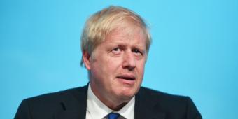 Boris Johnson 'not bluffing' about no deal Brexit amid warning it would 'crash the pound' from Philip Hammond