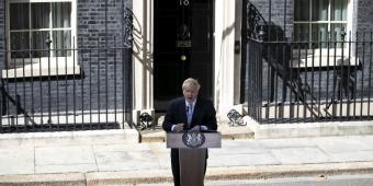 Number 10 insists Boris Johnson will not quit if Queen's Speech is voted down