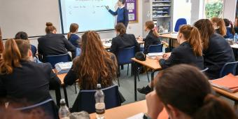 Schools still face ‘unprecedented’ funding freeze despite ministers’ £4bn boost, warns IFS