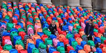 800 schoolbags line the steps of St Paul’s in  moving tribute to daily child deaths