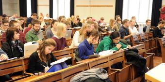 Labour blasts ‘eye-watering’ student debt as analysis reveals interest to double in five years