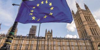 Brexit transition period 'could be extended by another year' in bid to break Irish border deadlock