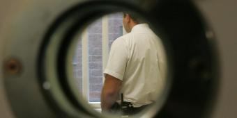 End the cruelty of indefinite detention of migrants