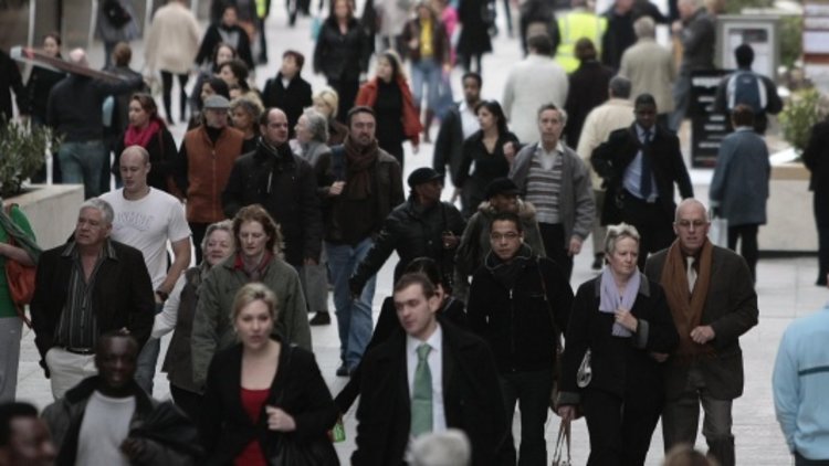 'Subdued' growth in consumer spending