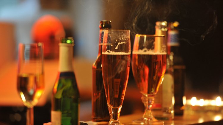 Alcohol ‘should carry calorie information’