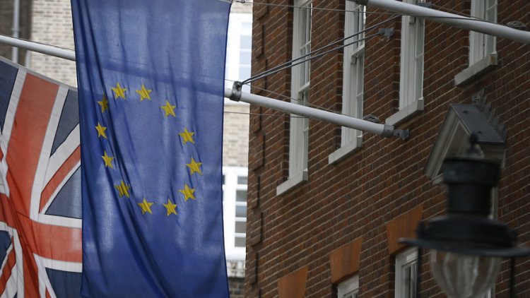 Irish minister decries 'lack of UK leadership' over Brexit