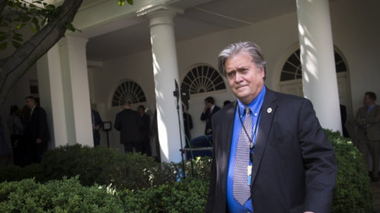 Steve Bannon says Boris Johnson must not apologise over burqa row