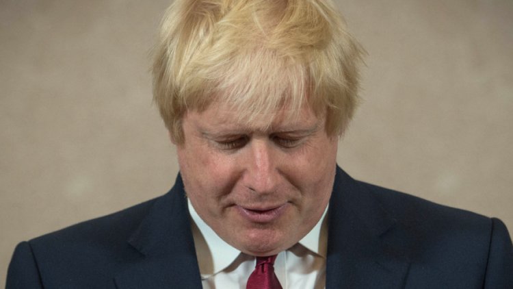 Boris Johnson fails to deny he could quit over Brexit row