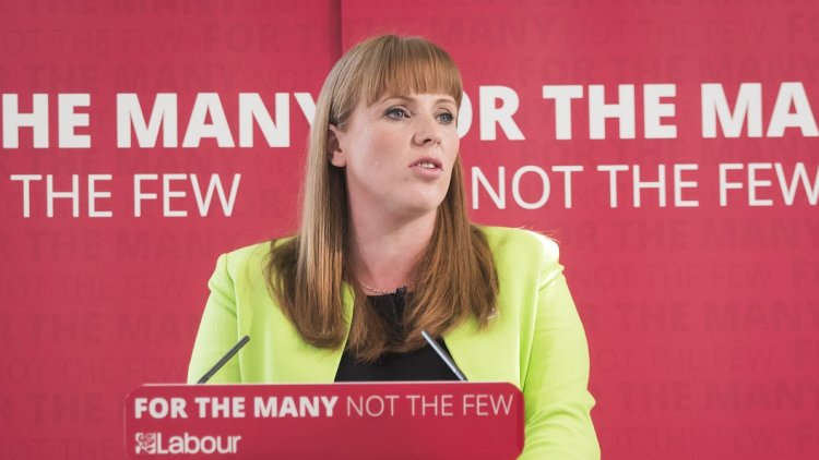 Labour force Commons vote on tuition fees rise