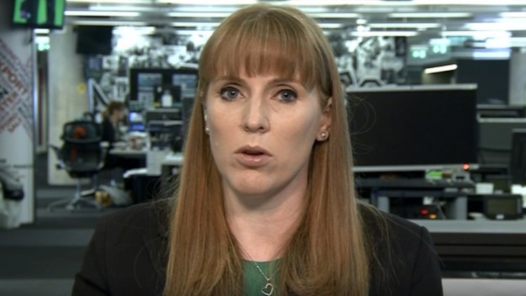 Jeremy Corbyn ally backs MP 'hounded out' of local party meeting over anti-Semitism row
