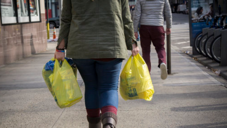 Treasury 'warns Downing Street 10p plastic bag charge looks like profiteering'