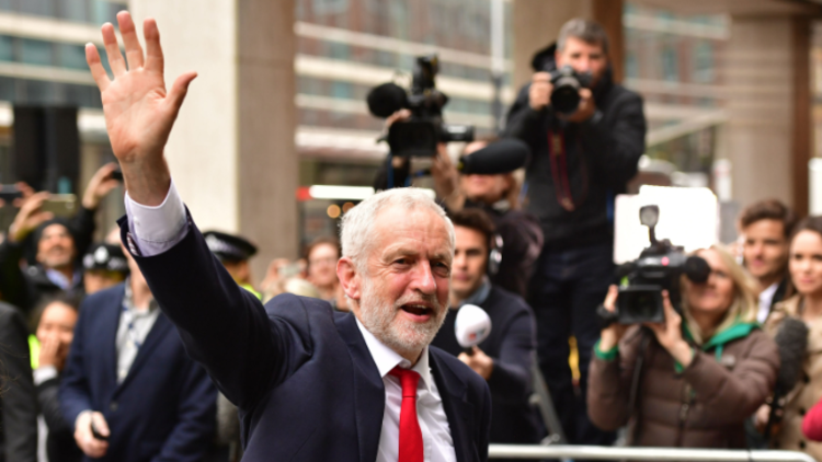 Jeremy Corbyn poised to strengthen grip on Labour as long-standing election chief quits