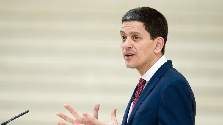 David Miliband says Jeremy Corbyn risks being the ‘midwife of hard Brexit’