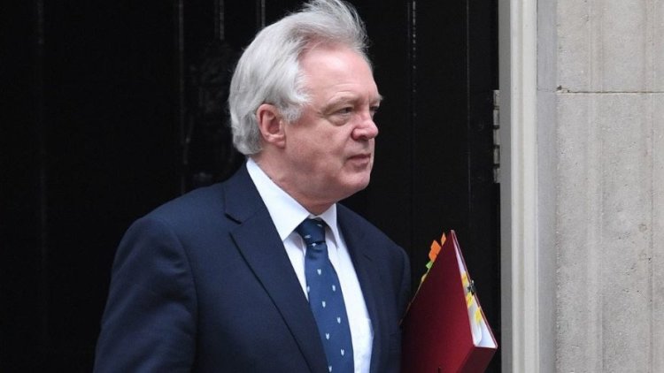 David Davis 'pitches joint UK-EU status for Northern Ireland' in bid to break Brexit deadlock