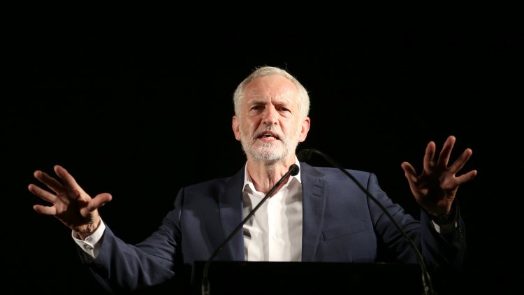 Union leader challenges Jeremy Corbyn over 'fallacious' migrant claims