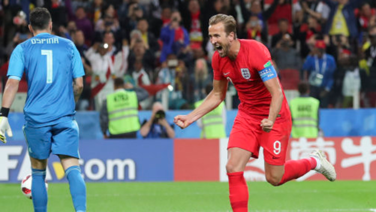 Tory MP snubs invitation to watch England game in Number 10 in Brexit protest