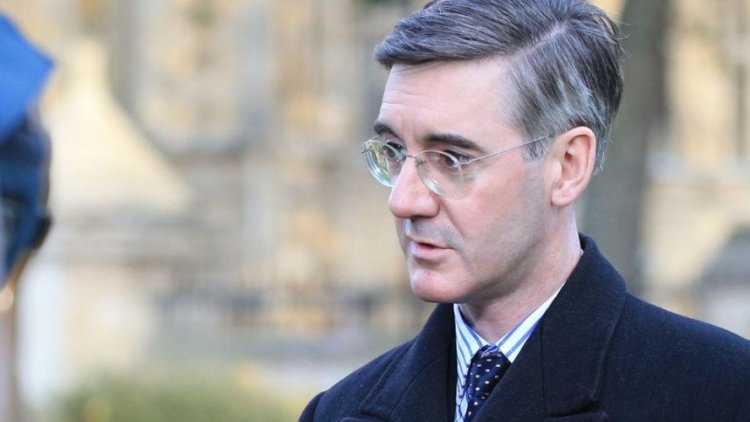 Fresh blow for Theresa May as Tory rebels launch bid to rip up her Chequers Brexit plan