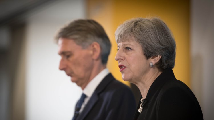 Gulf between Theresa May and Philip Hammond widens at G20