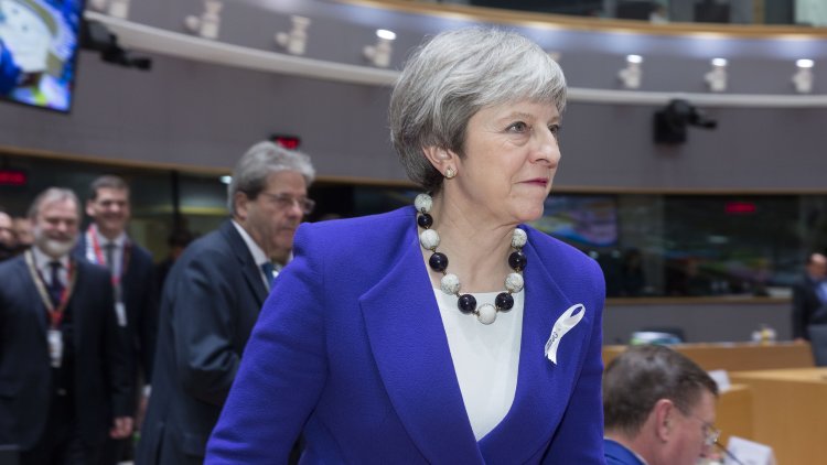 Theresa May accused of abandoning diesel drivers by ditching scrappage scheme