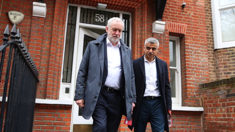 Pressure on Jeremy Corbyn as Sadiq Khan urges MPs to be 'brave' and back soft Brexit