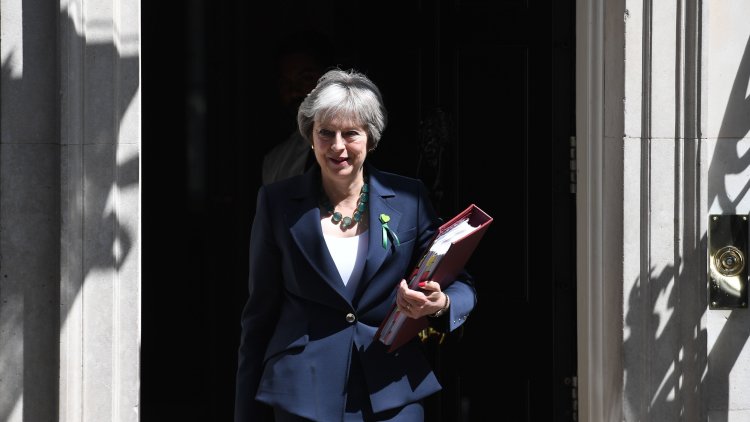 Defiant Theresa May 'vows to face down' any Tory leadership challenge