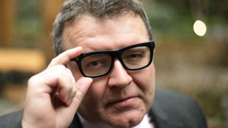 Tom Watson urges government to stand up to 'Murdoch aggression' over Sky takeover