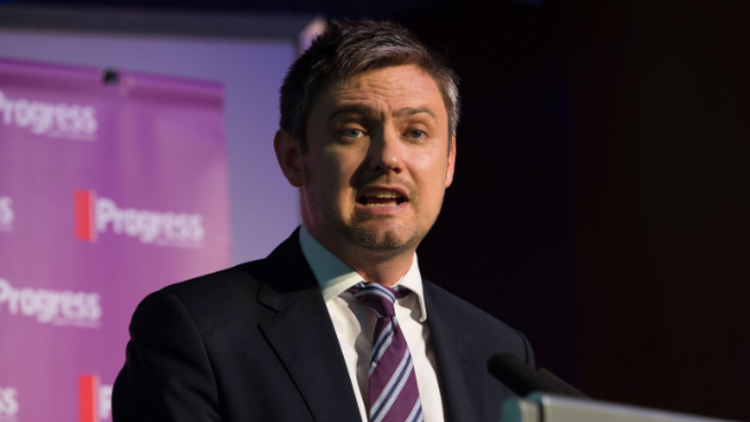 Labour leadership says John Woodcock should quit his seat after resigning from party