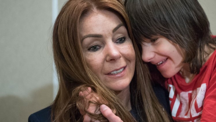 Ministers announce expert panel to advise on medicinal cannabis requests